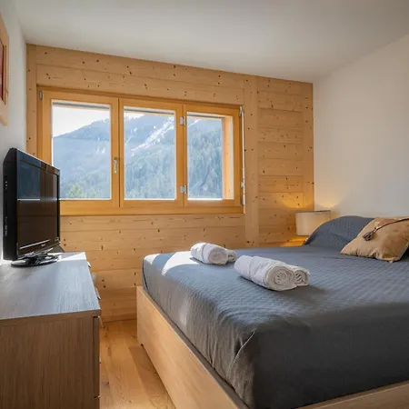 L' O 12 By Interhome *