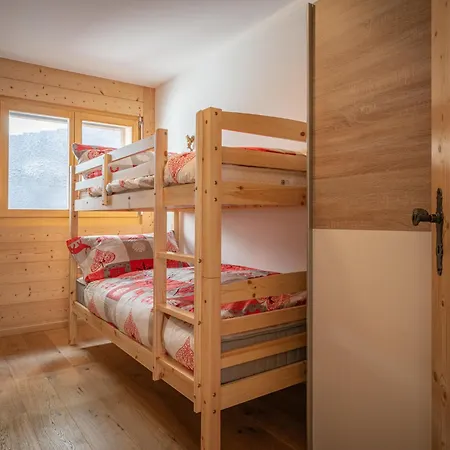 L' O 12 By Interhome