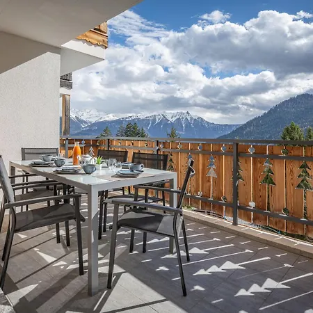 L' O 12 By Interhome